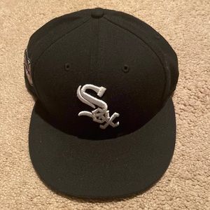 Snap back hat